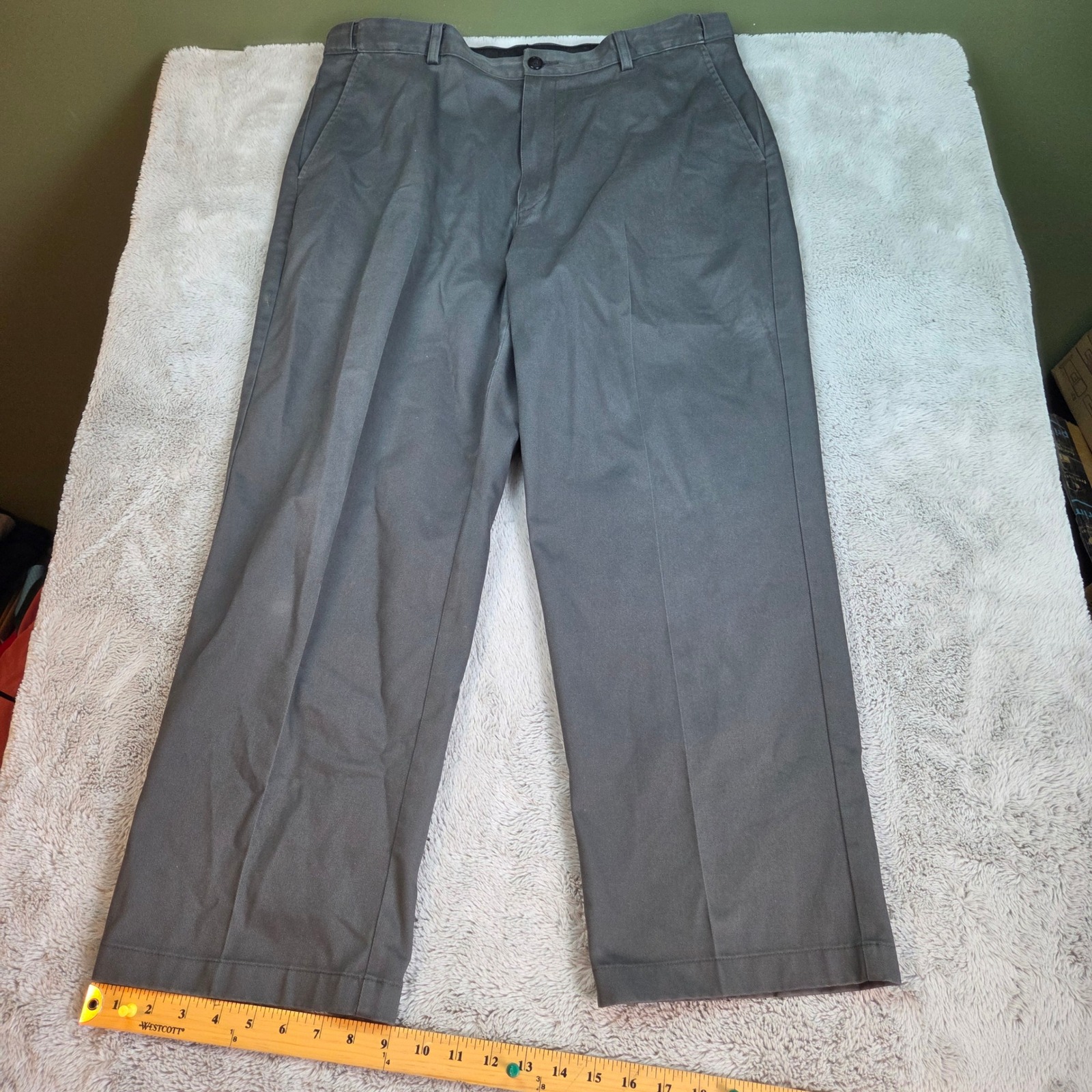 L.L. Bean Chino Pants Mens 38x28 Comfort Waist Straight Leg Cotton Twill Grey